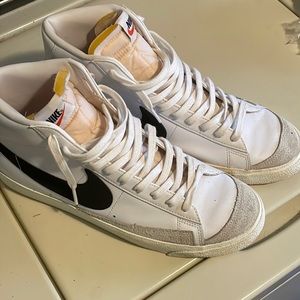 Nike Men's Blazer Mid '77 Vintage Shoes size 13